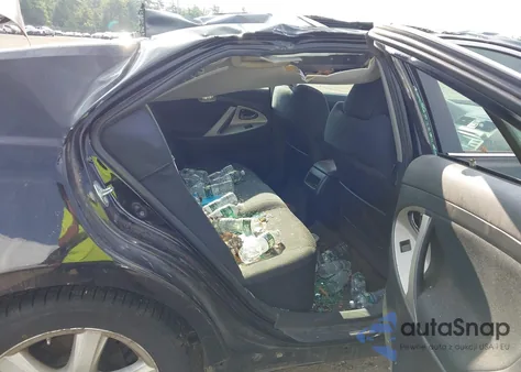 2007 Toyota Camry Se V6 z USA, uszkodzony, nr VIN 4T1BK46K27U046544